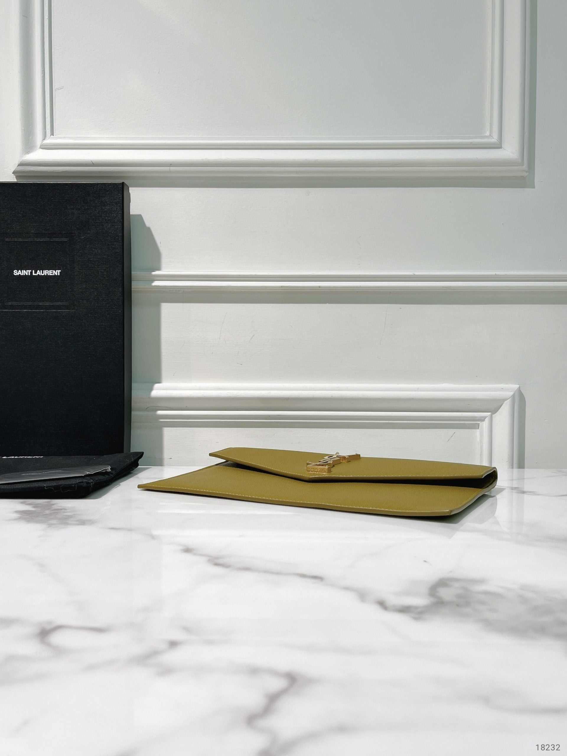 YSL UPTOWN POUCH IN GRAIN, Olive Drab