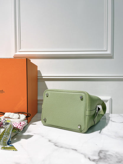 HERMES PICOTIN LOCK 18, Vert Criquet/Silver