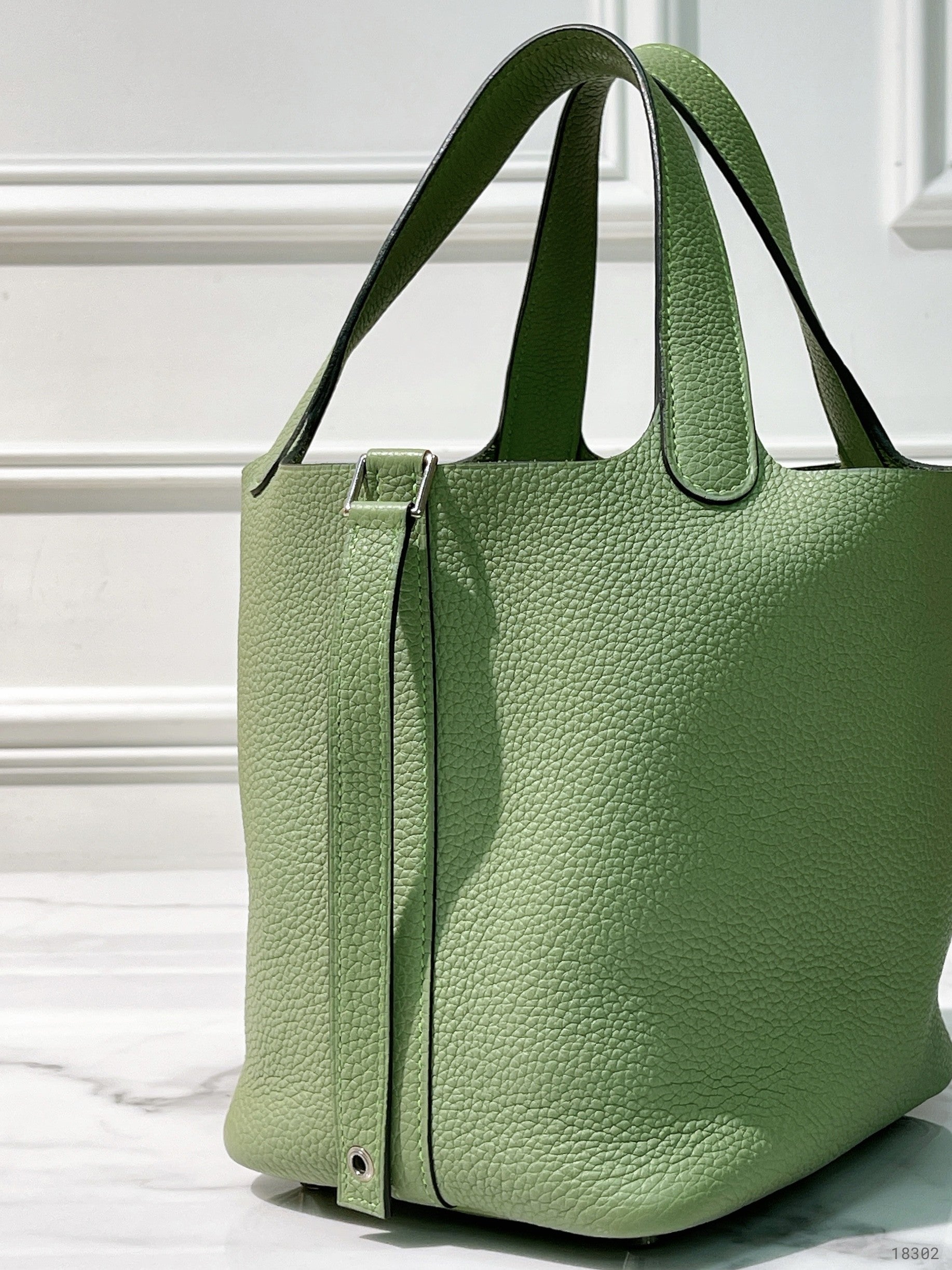 HERMES PICOTIN LOCK 18, Vert Criquet/Silver