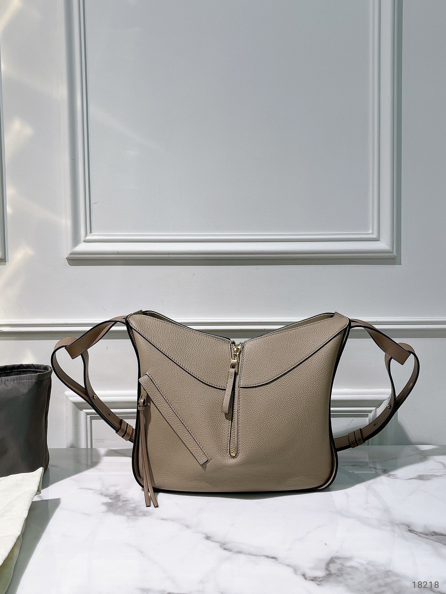 LOEWE MEDIUM HAMMOCK