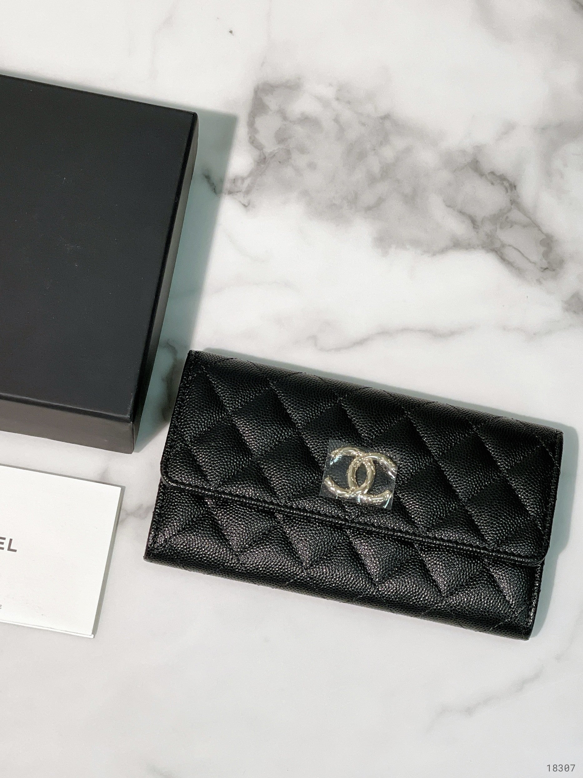 CHANEL 24S WALLET, Black/Gold