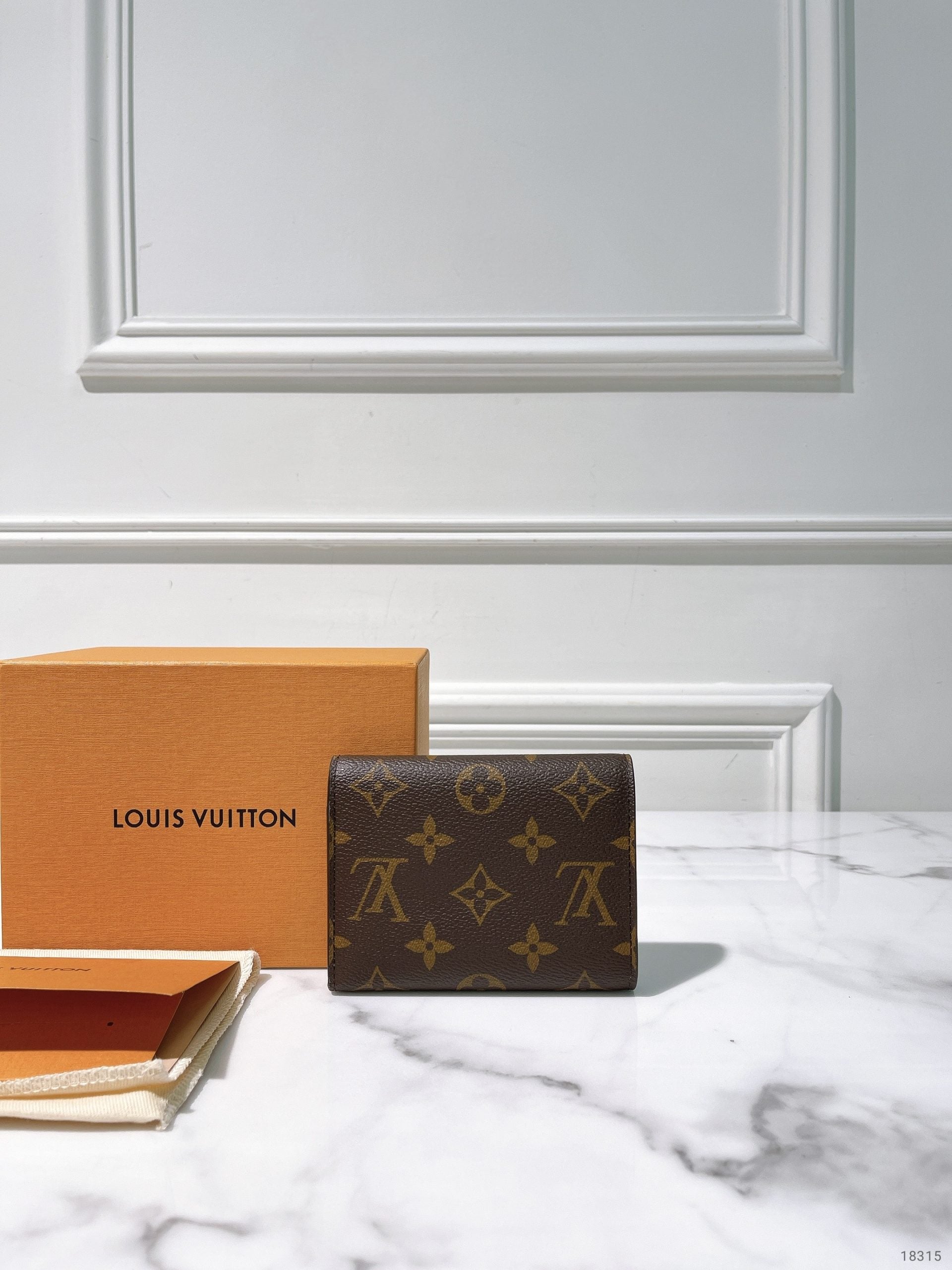 LV VICTORINE WALLET, Monogram