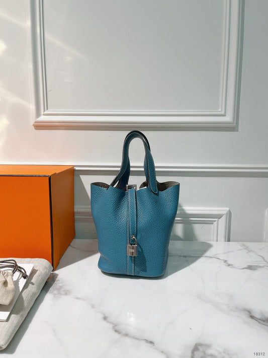 HERMES PICOTIN LOCK 18, Bleu Jean/Silver