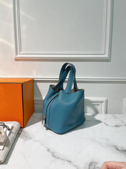 HERMES PICOTIN LOCK 18, Bleu Jean/Silver