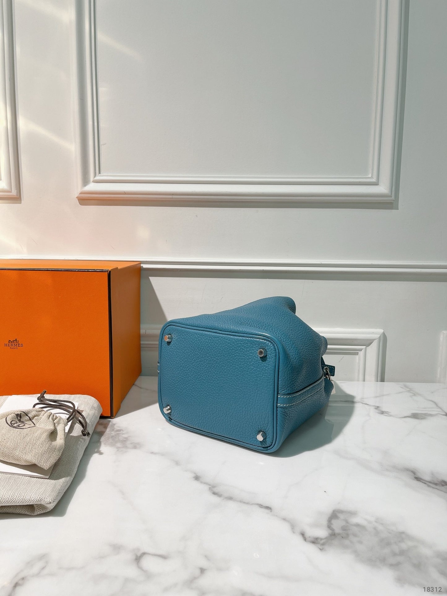 HERMES PICOTIN LOCK 18, Bleu Jean/Silver