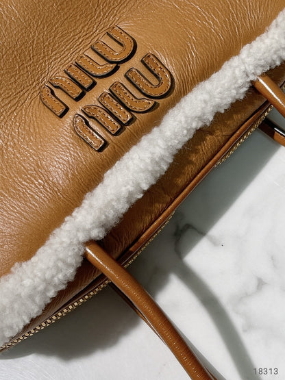 MIUMIU ARCADIE TOTE BAG