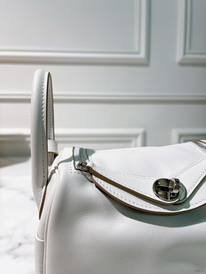 HERMES MINI LINDY, Gris Pale/Gris Meyer/Silver