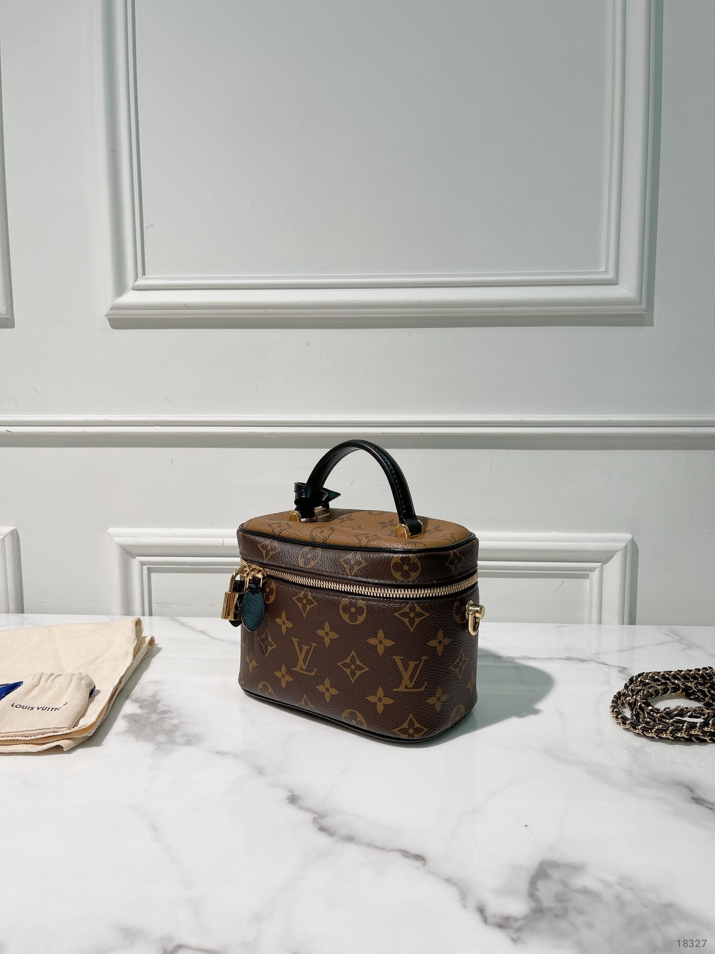 LV VANITY CASE PM, Monogram