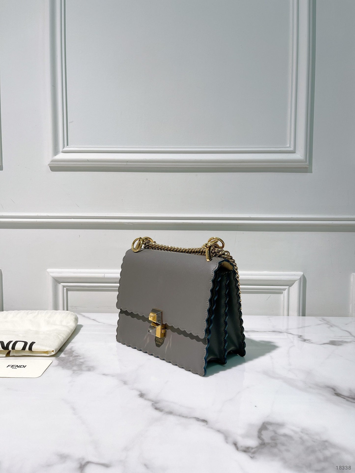 FENDI KANI SHOULDER BAG