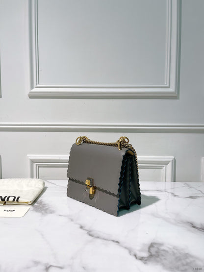 FENDI KANI SHOULDER BAG