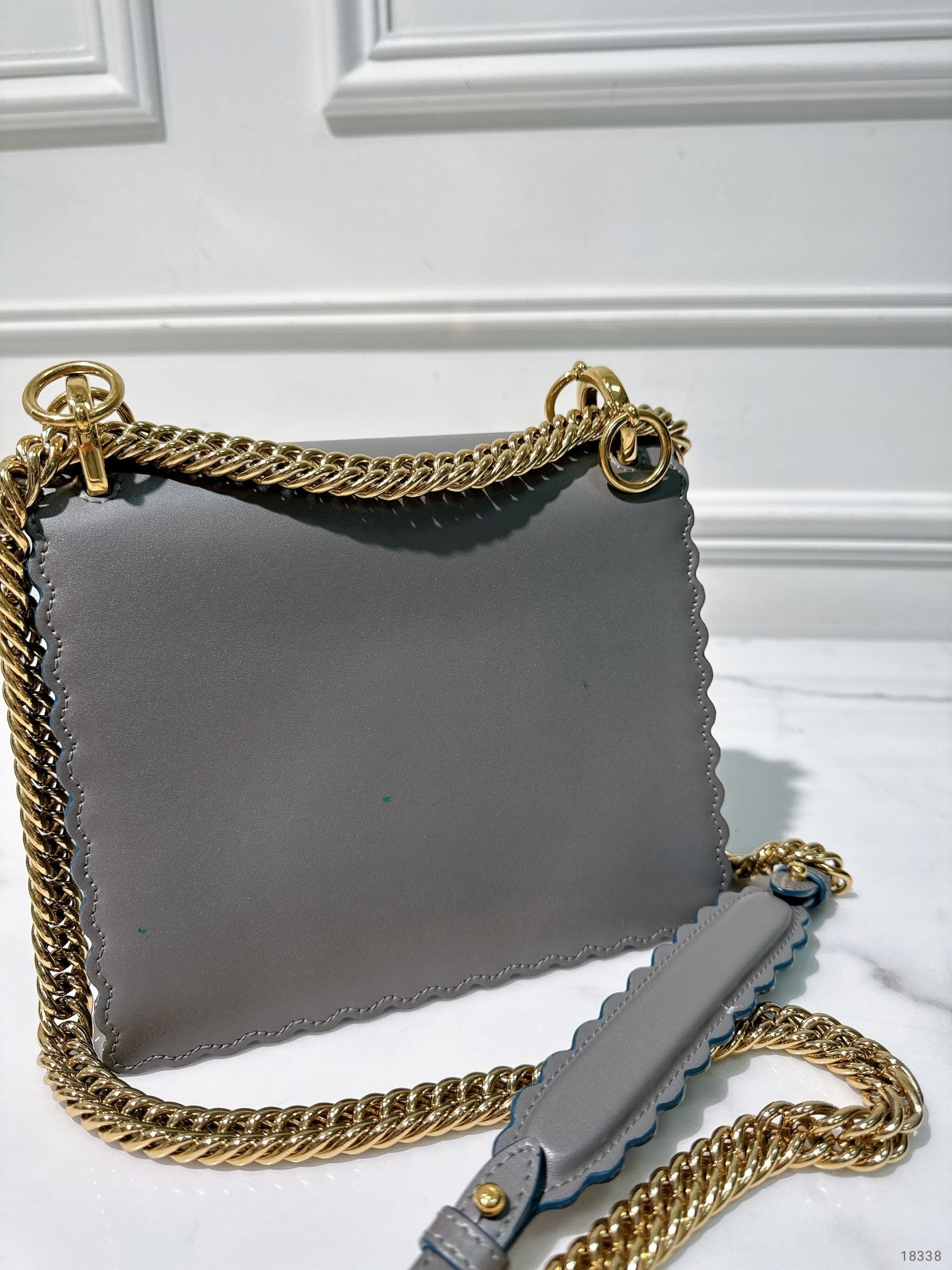 FENDI KANI SHOULDER BAG