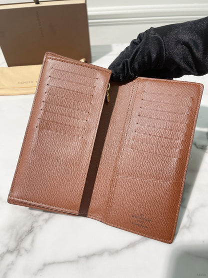 LV BRAZZA WALLET, Monogram