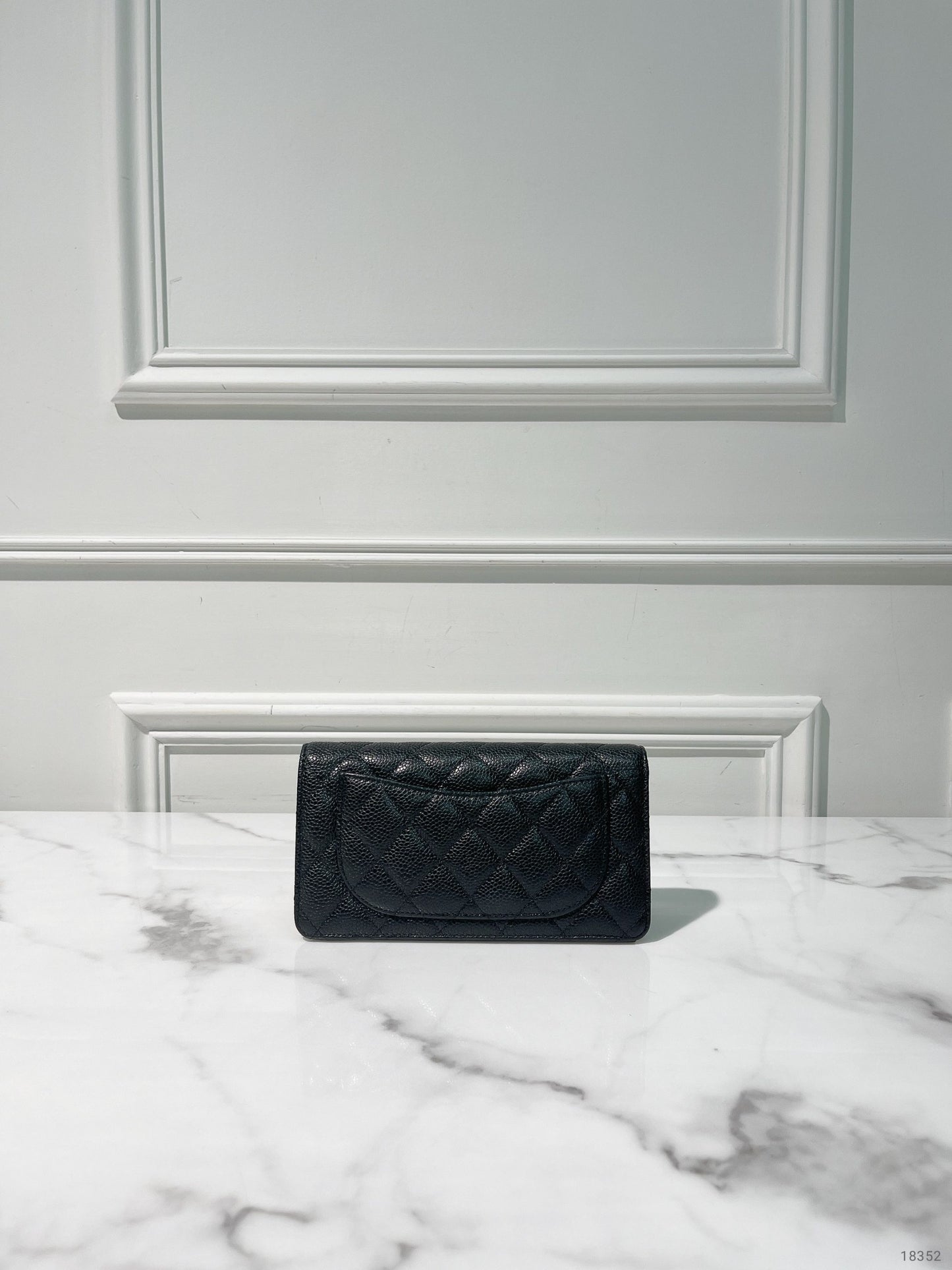 CHANEL CLASSIC FLAP WALLET, Black/Gold