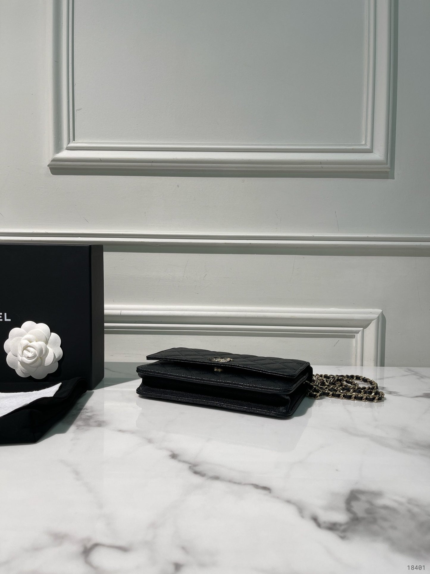 CHANEL 23S WOC, Black/Gold