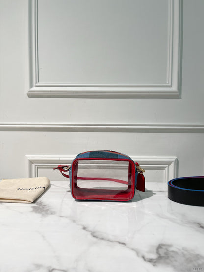 LV BEACH POUCH, Denim Monogram