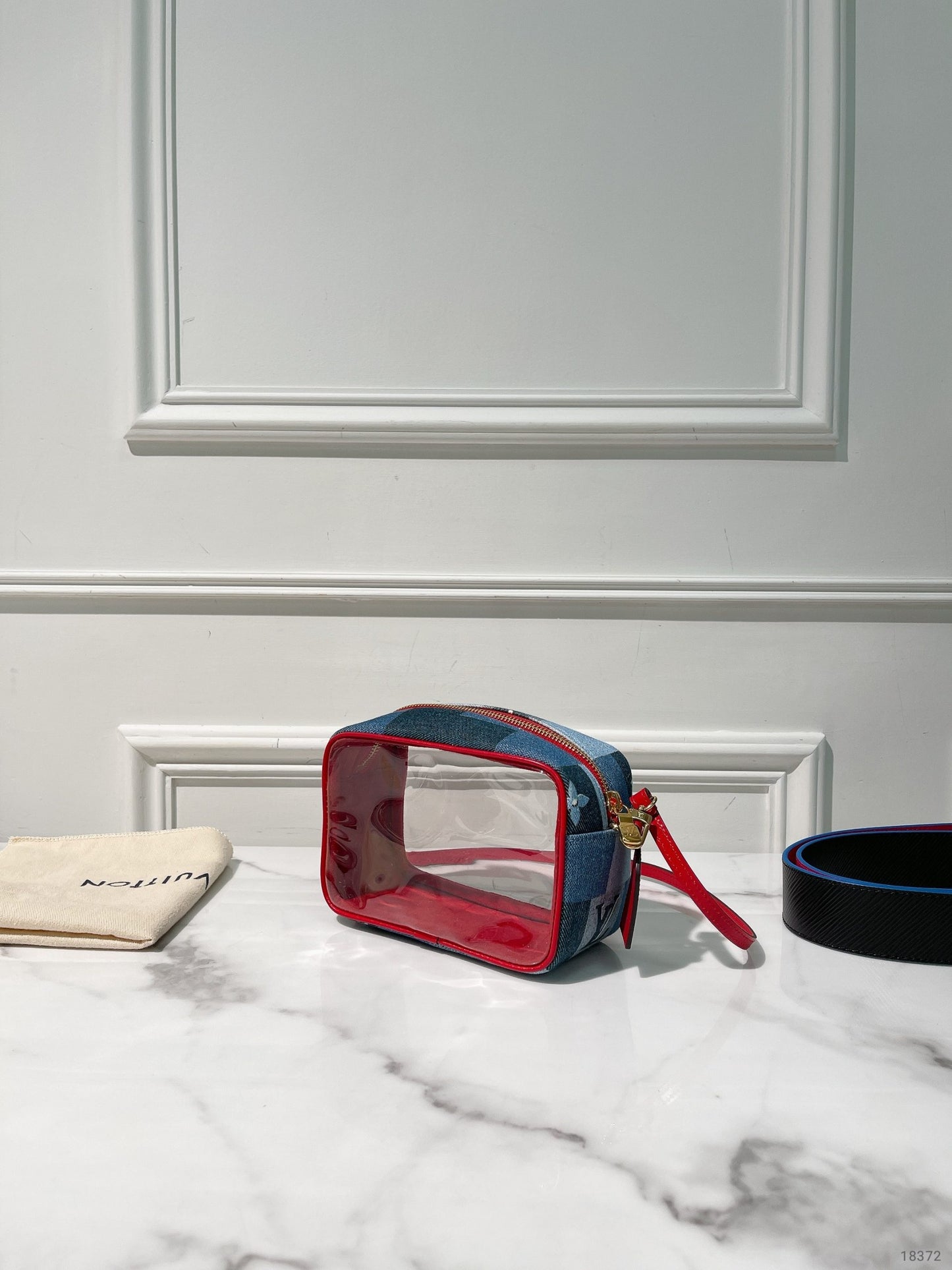 LV BEACH POUCH, Denim Monogram