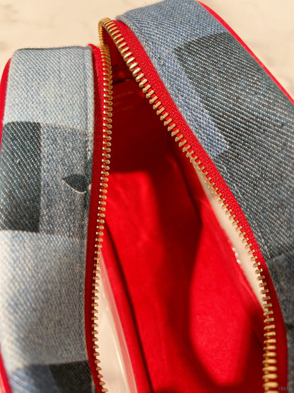 LV BEACH POUCH, Denim Monogram