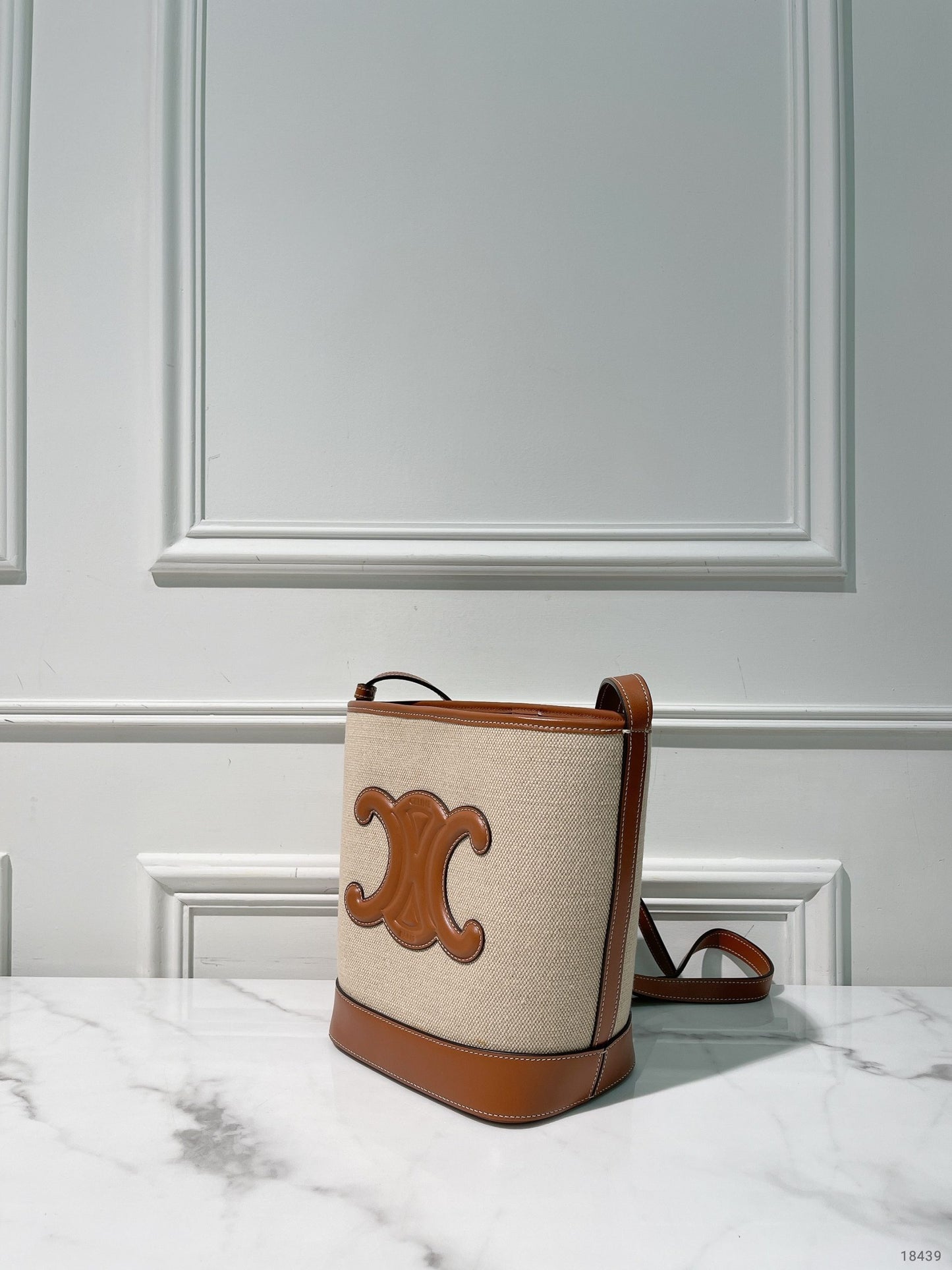 CELINE SMALL BUCKET CUIR TRIOMPHE