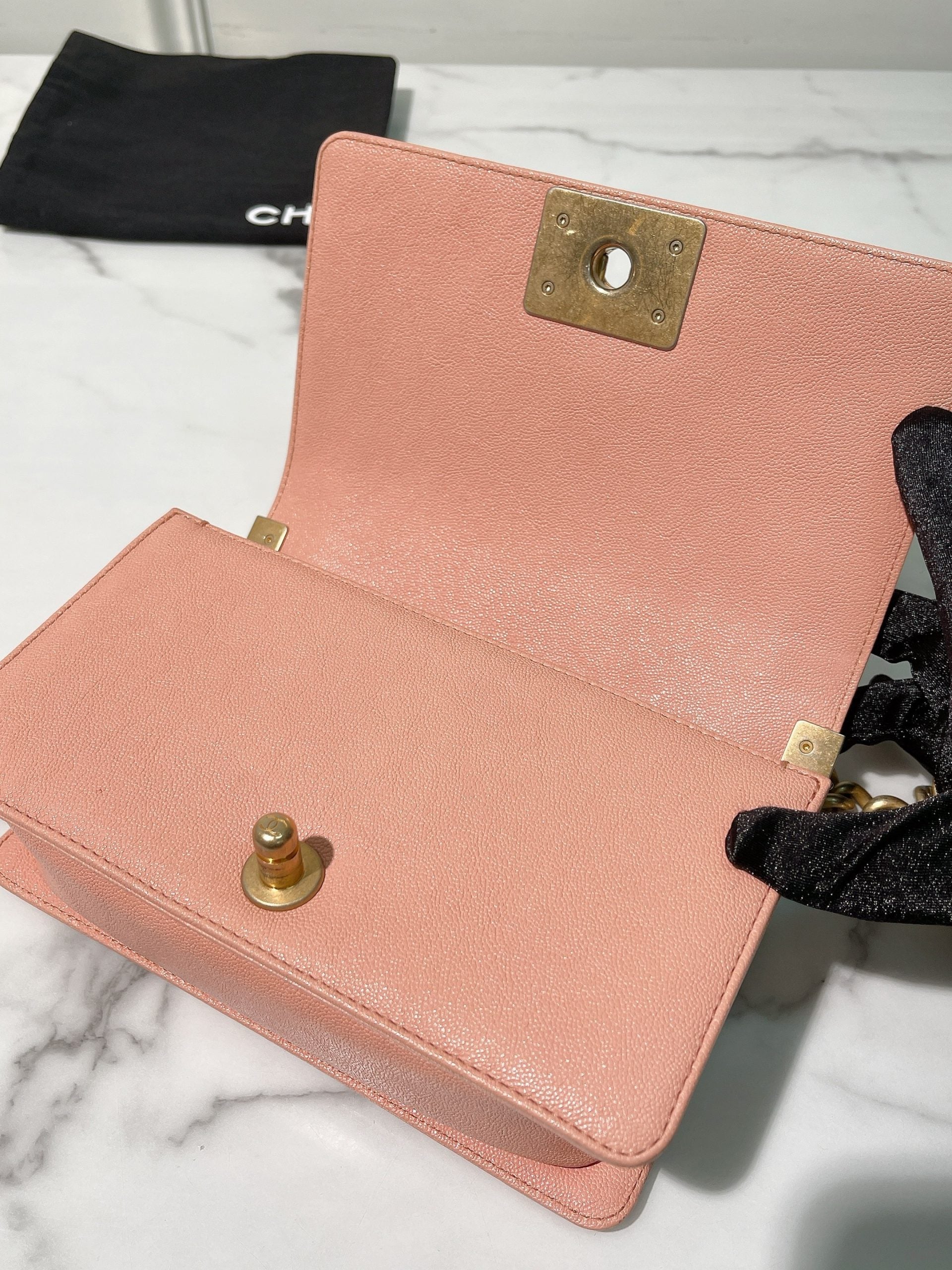 CHANEL SMALL BOY HANDBAG, Pink/Gold