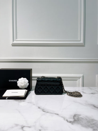 CHANEL 25S MINI FLAP, Black/Gold