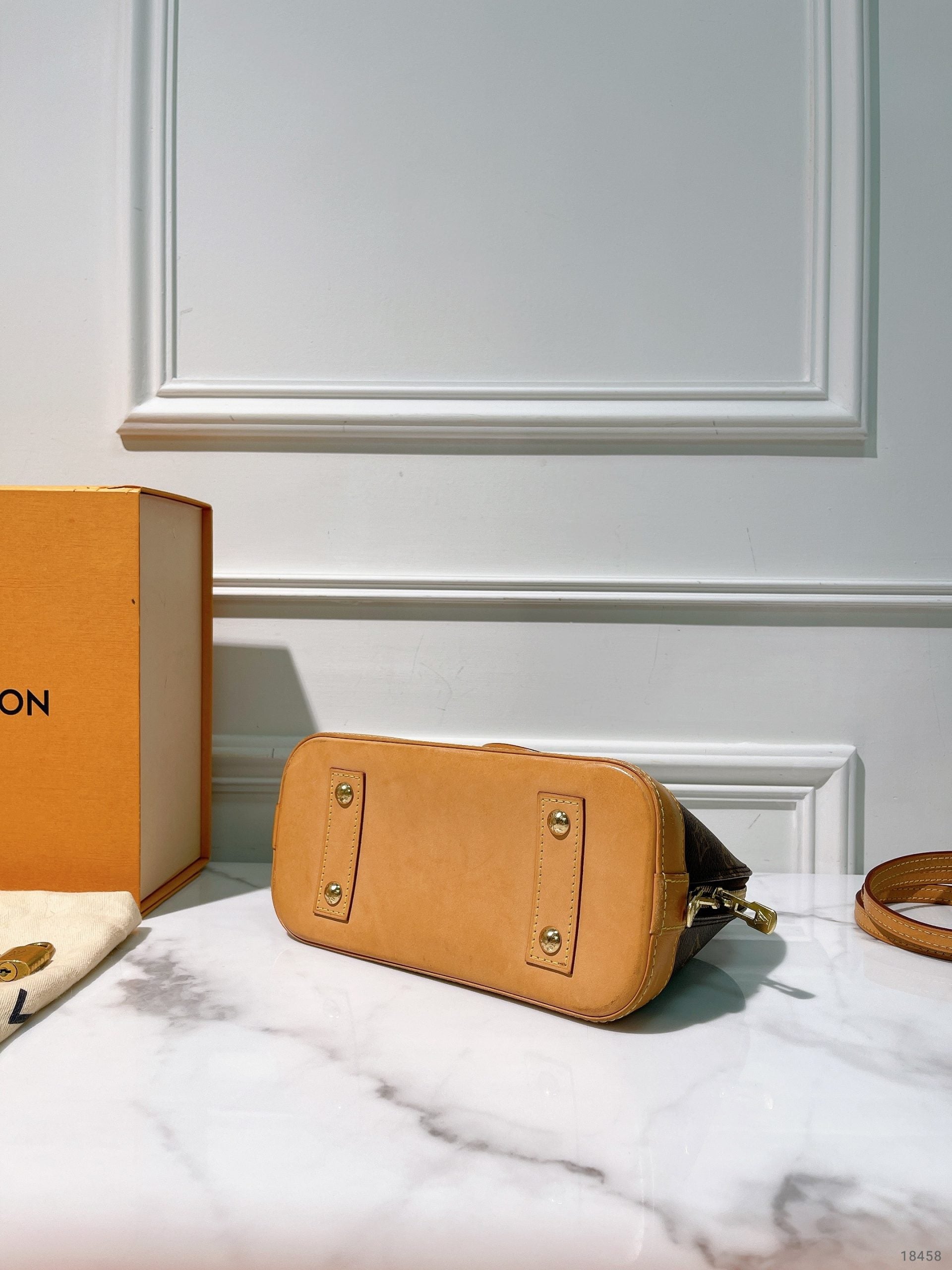 LV ALMA BB, Monogram