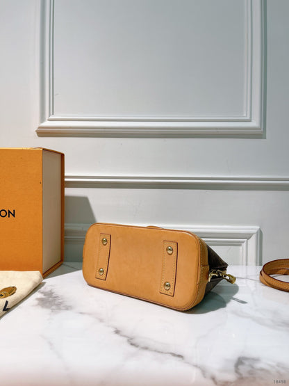 LV ALMA BB, Monogram