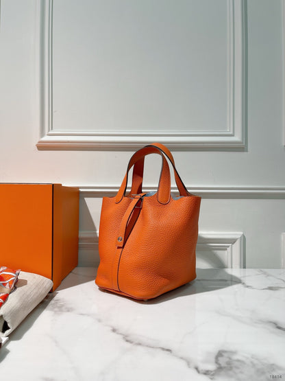 HERMES PICOTIN LOCK 18, Feu/Silver