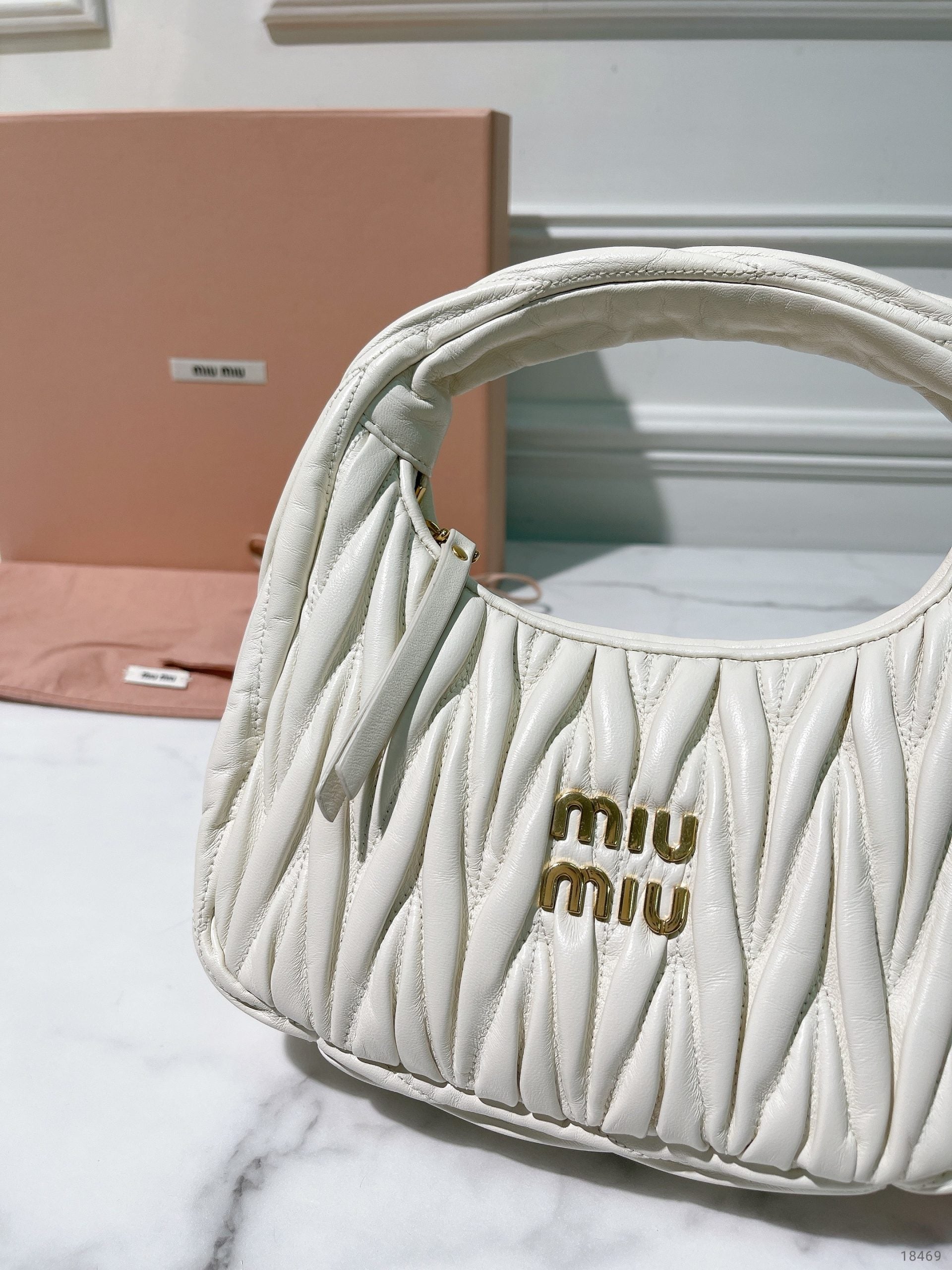 MIUMIU SMALL WANDER, White/Gold