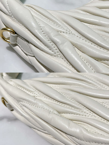 MIUMIU SMALL WANDER, White/Gold