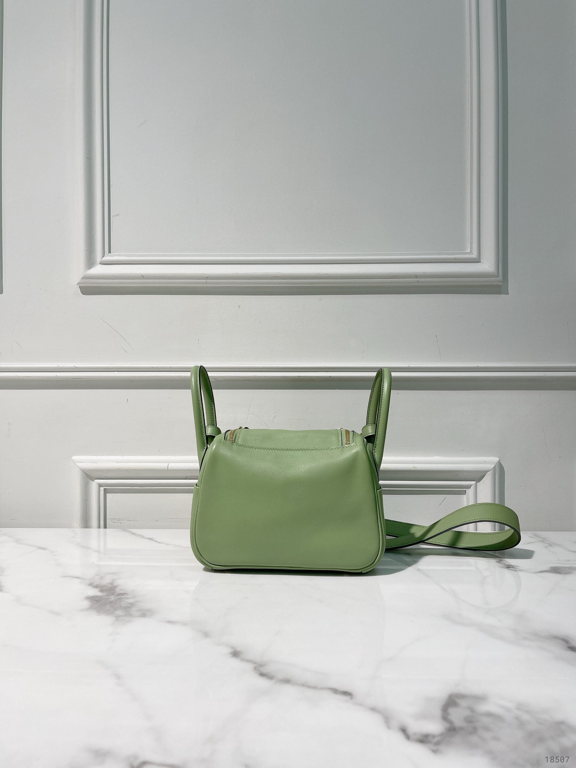 HERMES MINI LINDY, Vert Criquet/Gold