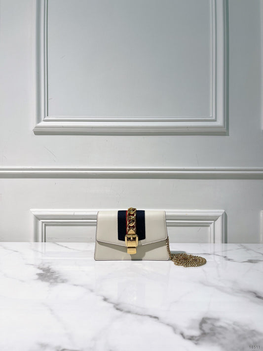 GUCCI MINI SYLVIE, White