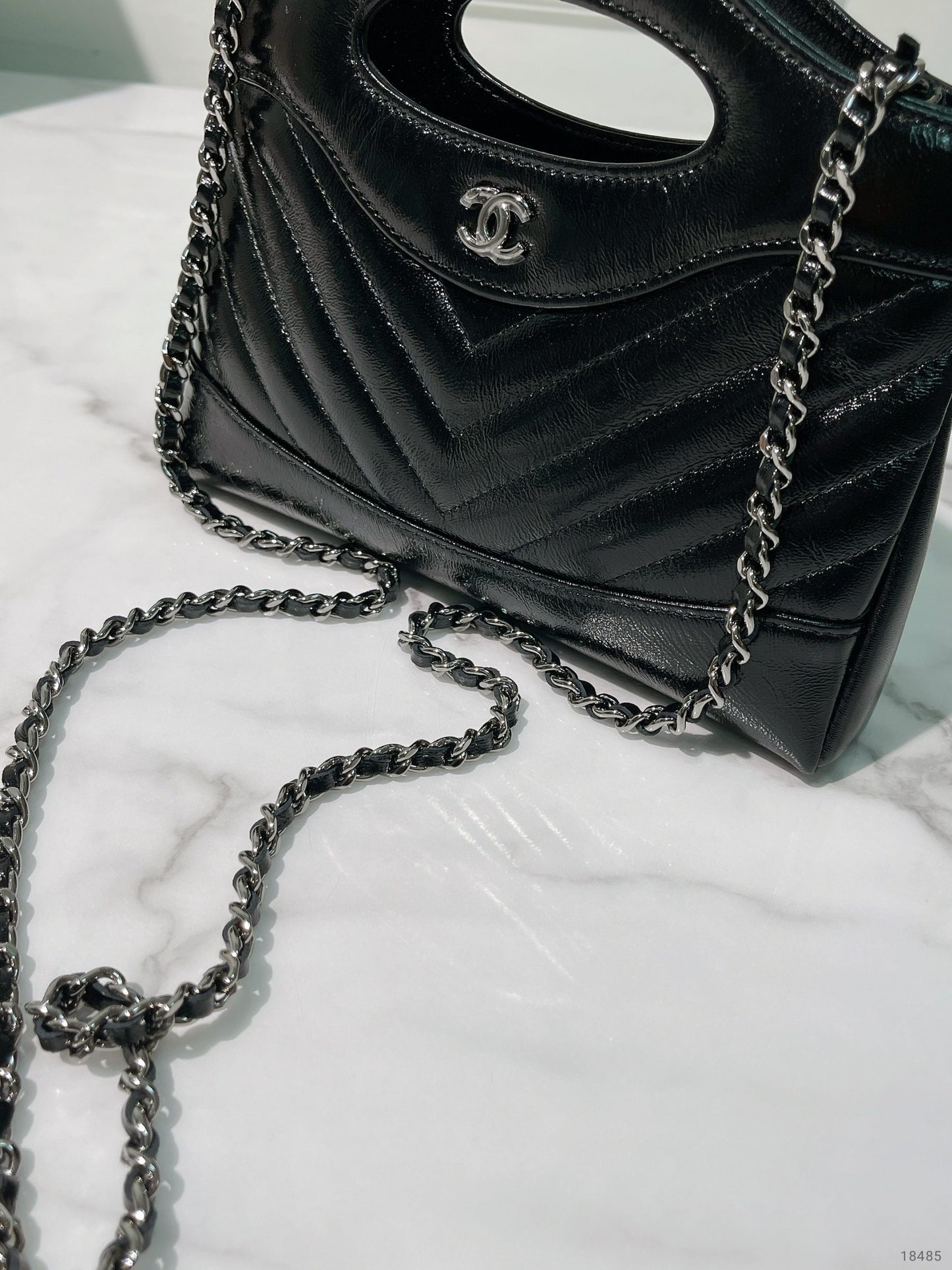 CHANEL 25K 31 NANO BAG, Black/Silver