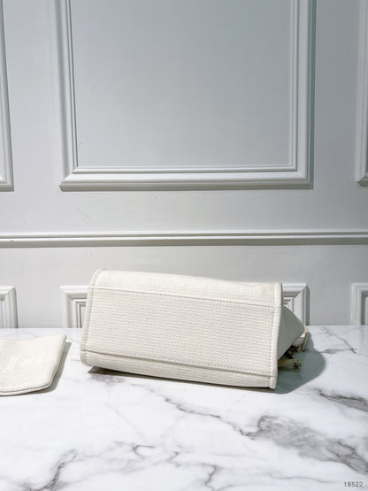 CHANEL SMALL DEAUVILLE SHOPPING TOTE, White