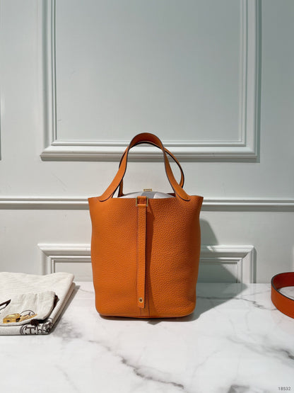 HERMES PICOTIN LOCK 22, Orange/Gold