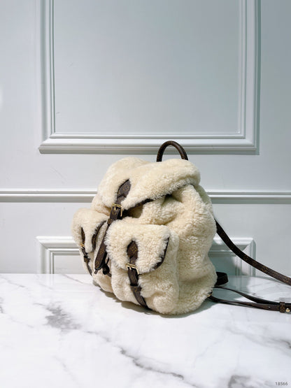LV SKI BACKPACK, Cream