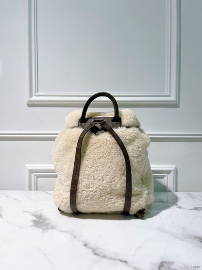 LV SKI BACKPACK, Cream