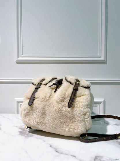 LV SKI BACKPACK, Cream