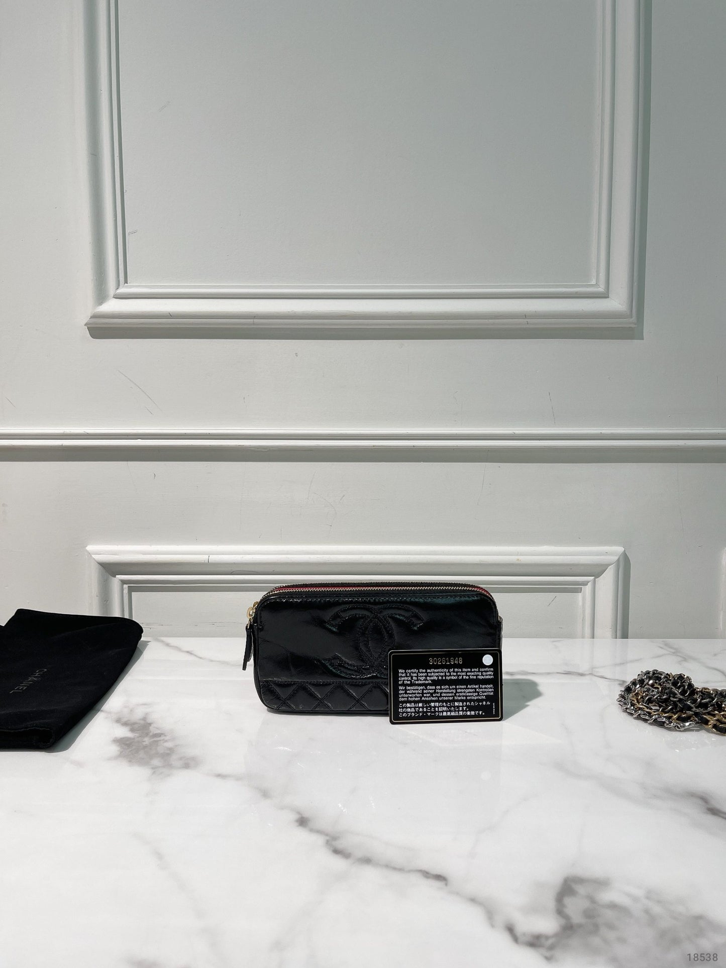 CHANEL DOUBLE ZIP WOC, Black/Gold