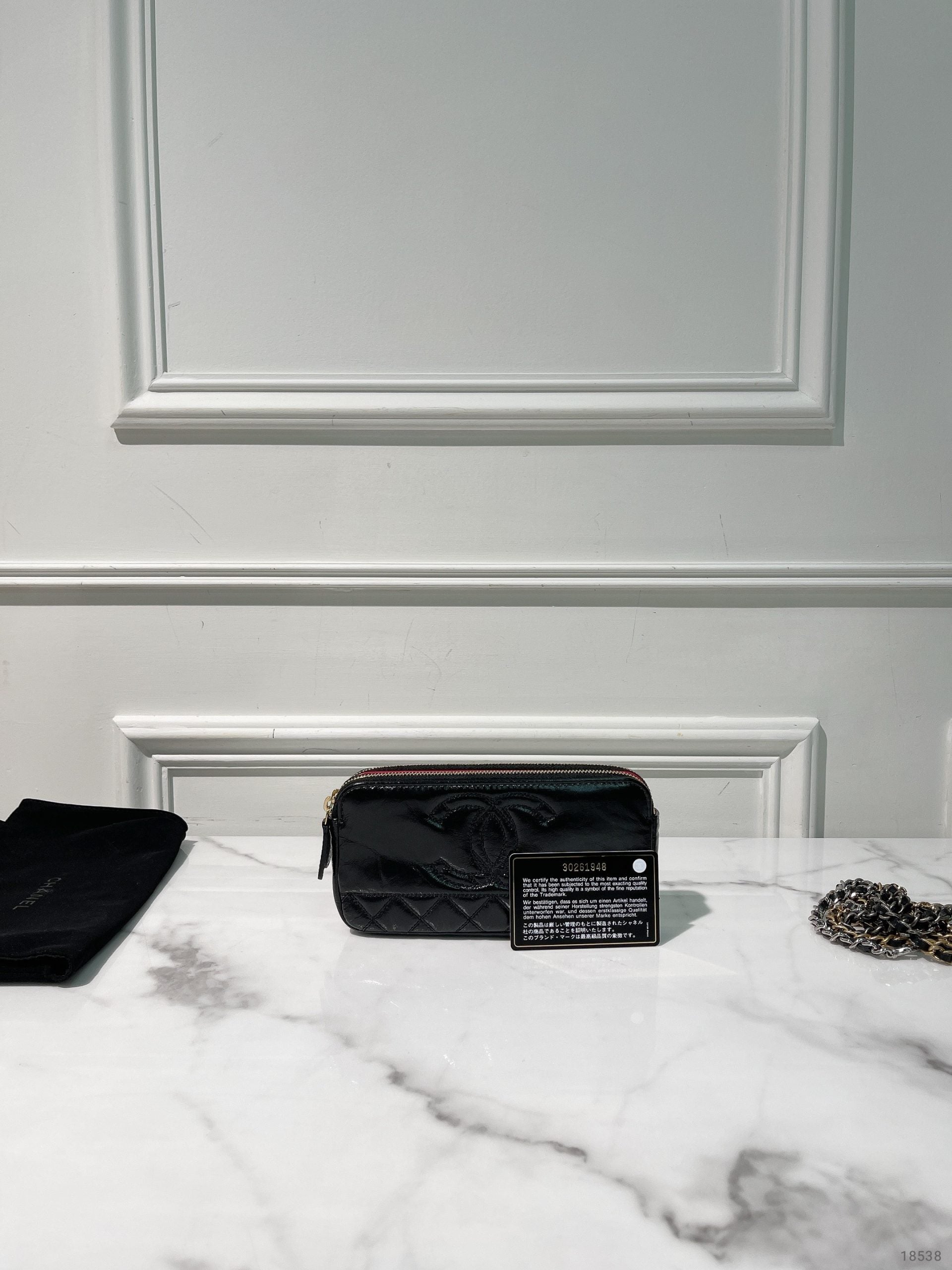 CHANEL DOUBLE ZIP WOC, Black/Gold