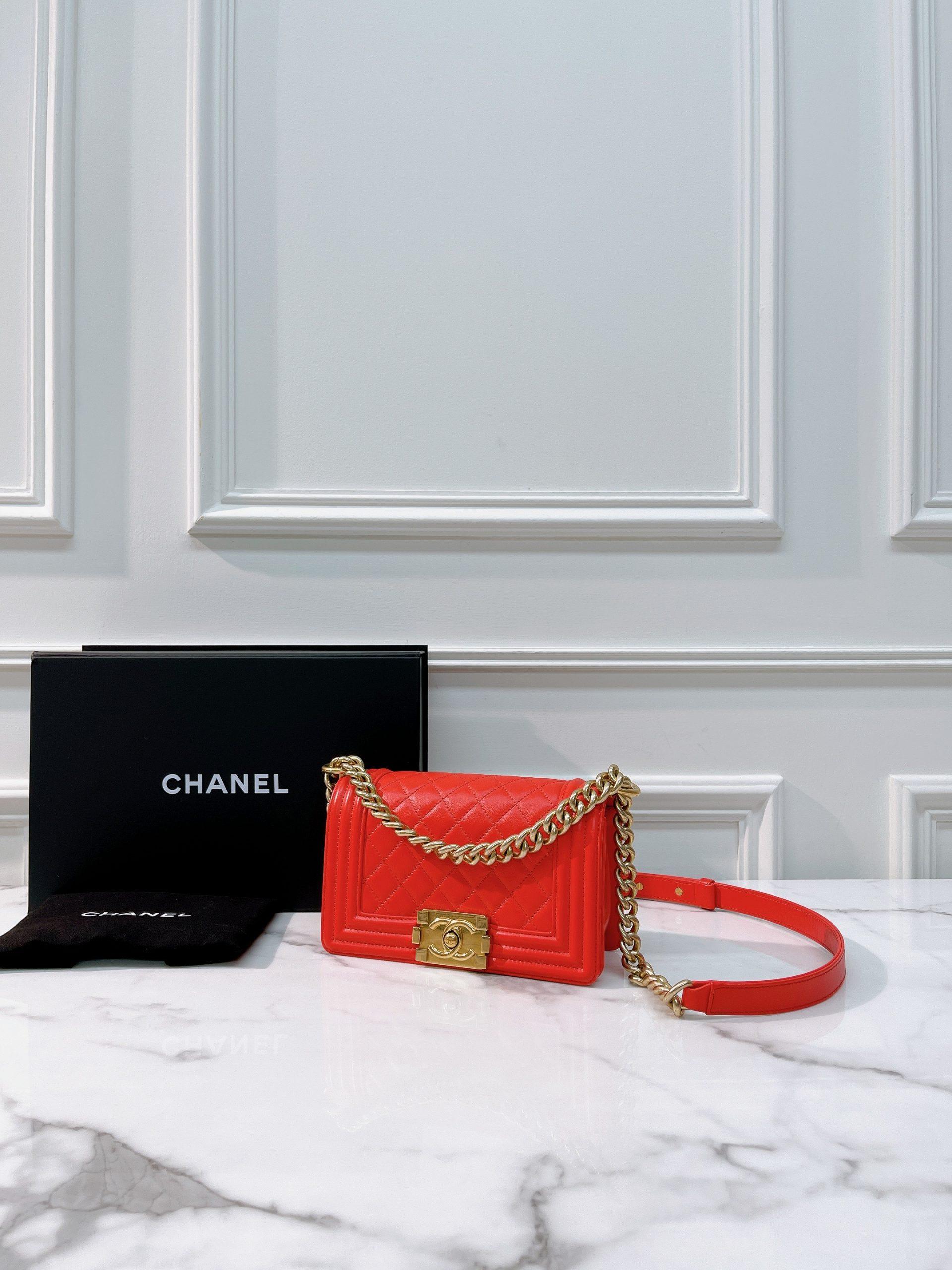 CHANEL SMALL BOY HANDBAG, RED/GOLD