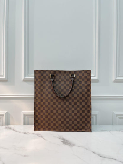 LOUIS VUITTON VINTAGE TOTE