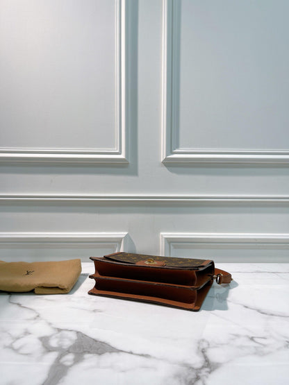 LOUIS VUITTON VINTAGE DAUPHINE