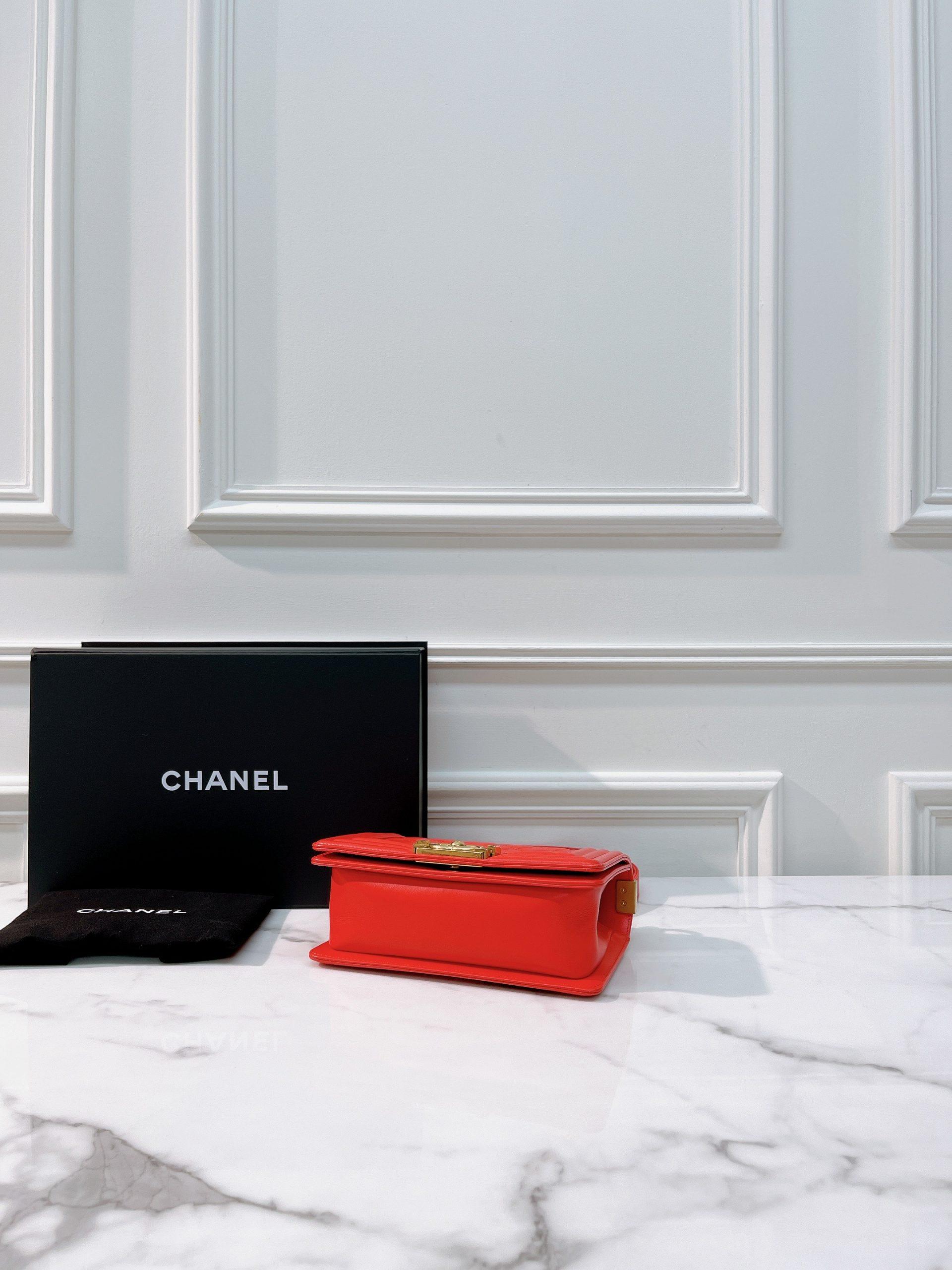 CHANEL SMALL BOY HANDBAG, RED/GOLD