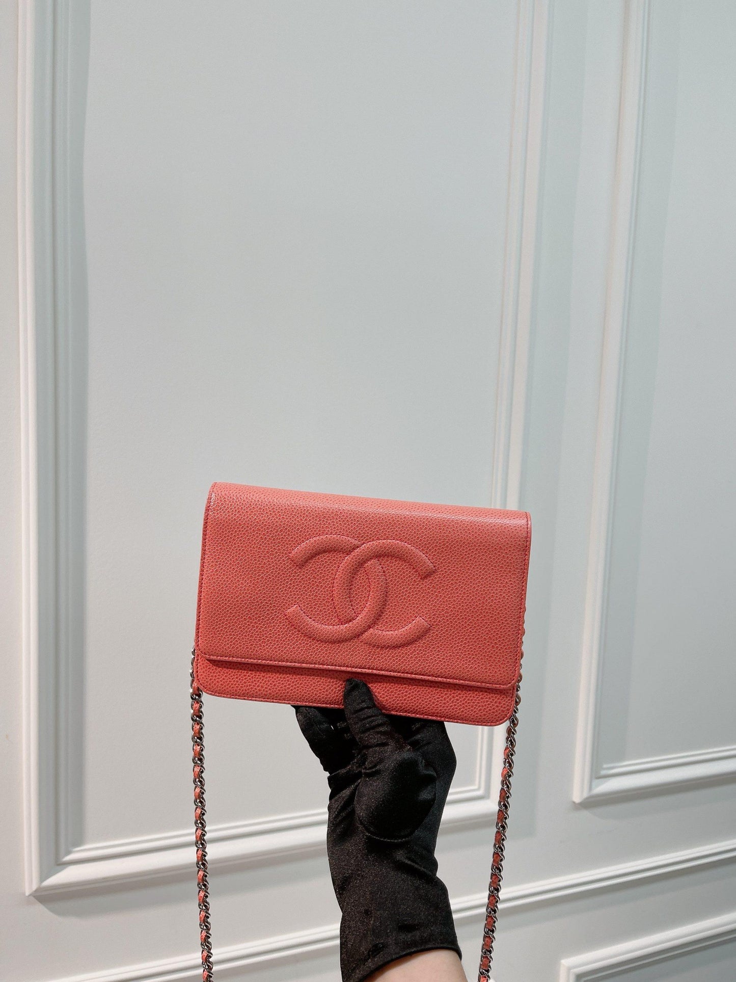 CHANEL WALLET ON CHAIN