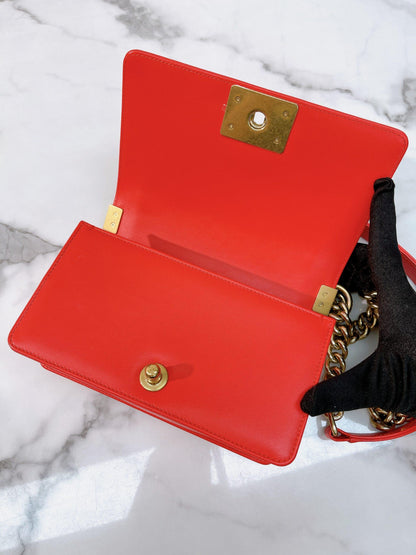 CHANEL SMALL BOY HANDBAG, RED/GOLD