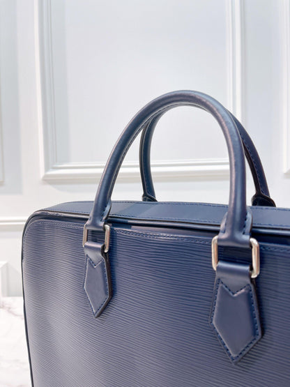 LOUIS VUITTON HANDBAG