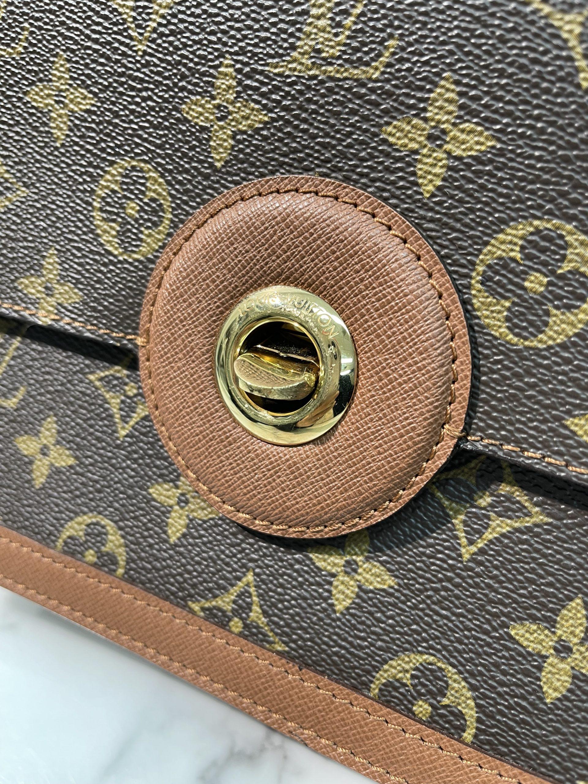 LOUIS VUITTON VINTAGE DAUPHINE