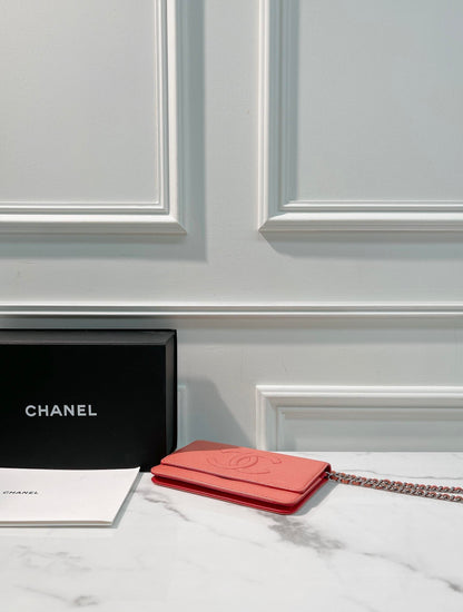 CHANEL WALLET ON CHAIN