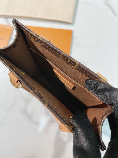 LOUIS VUITTON MINI BAG