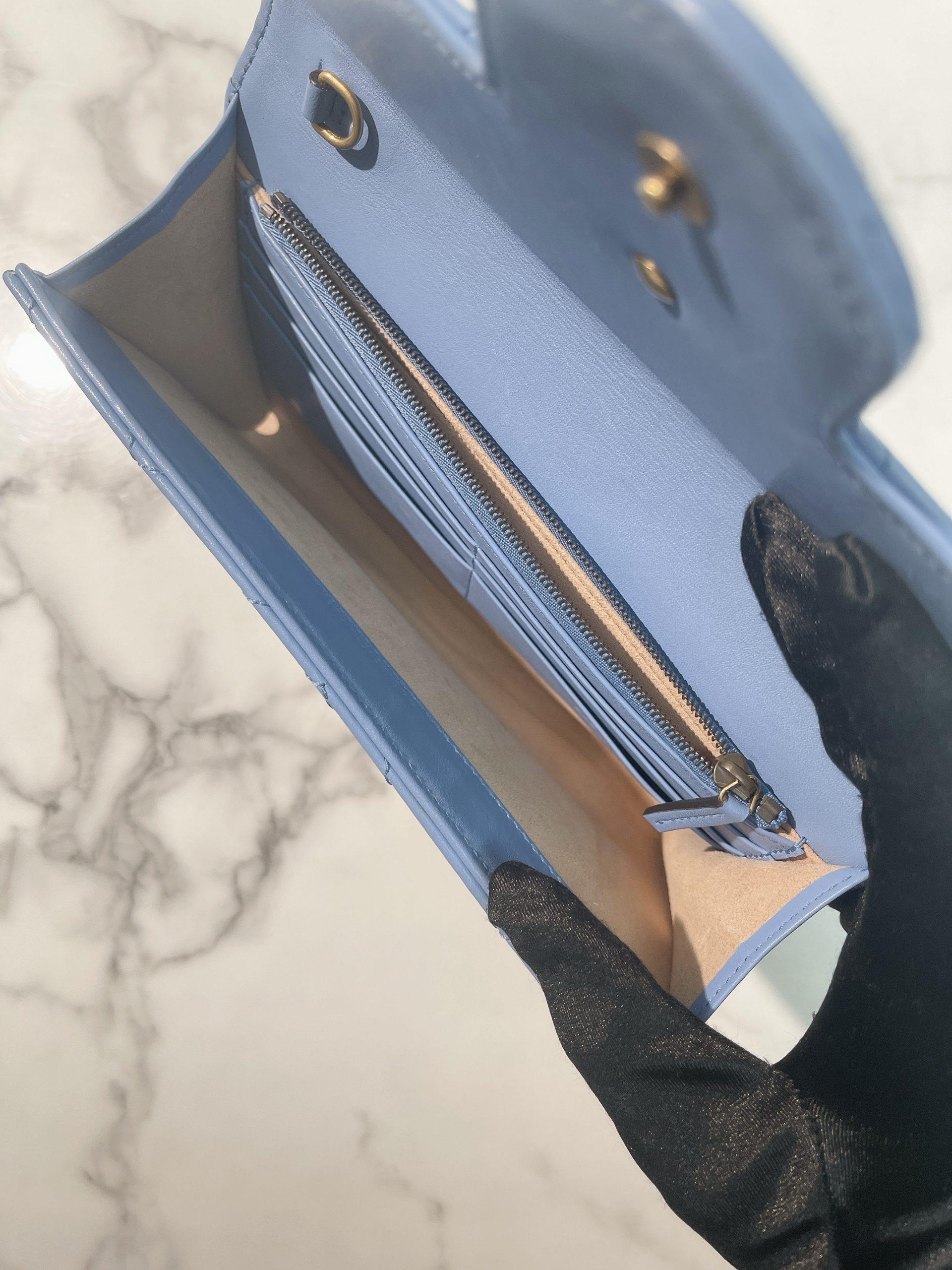 GUCCI WALLET ON CHAIN